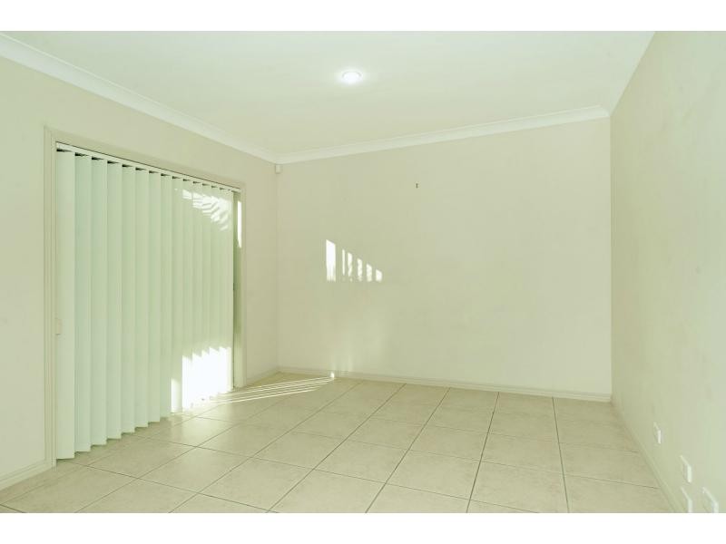 22 The Peninsula, Hope Island QLD 4212