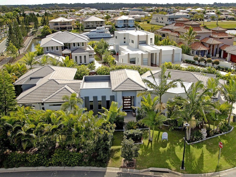 2201 Taromeo Court, Hope Island QLD 4212