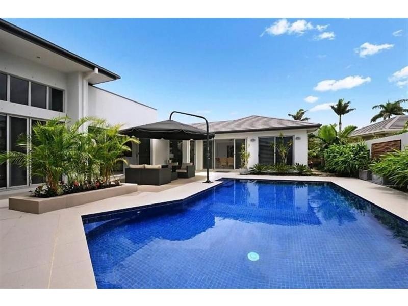 2201 Taromeo Court, Hope Island QLD 4212