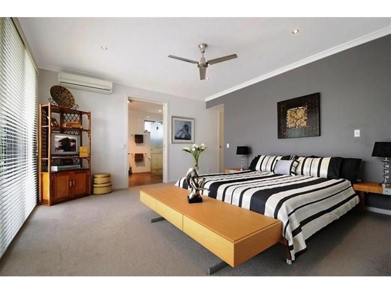 2201 Taromeo Court, Hope Island QLD 4212