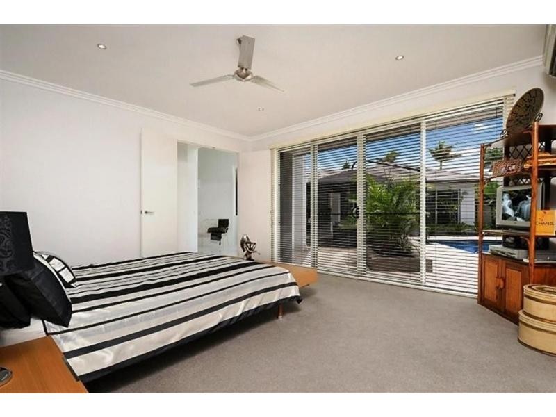 2201 Taromeo Court, Hope Island QLD 4212