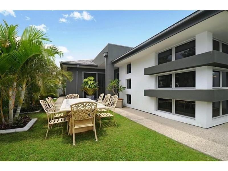 2201 Taromeo Court, Hope Island QLD 4212