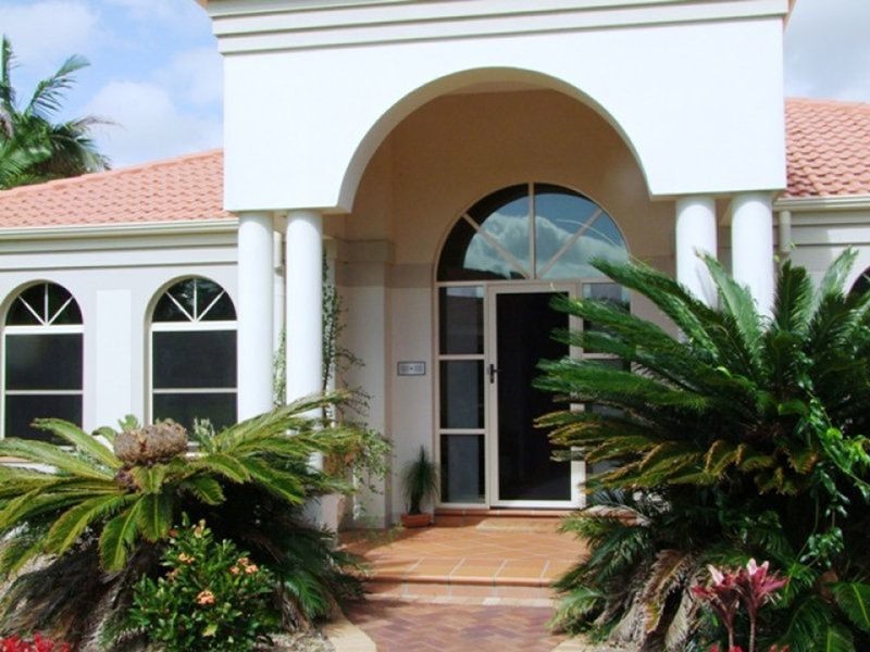 1607 Richmond Court, Hope Island QLD 4212