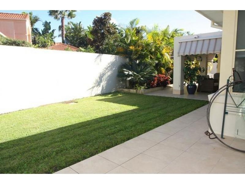1607 Richmond Court, Hope Island QLD 4212