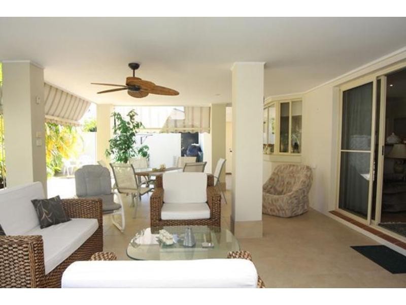 1607 Richmond Court, Hope Island QLD 4212