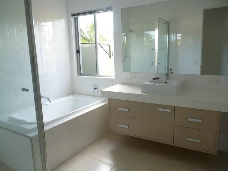 Helensvale QLD 4212
