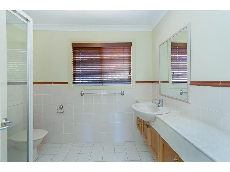 38 John Lund Drive, Hope Island QLD 4212