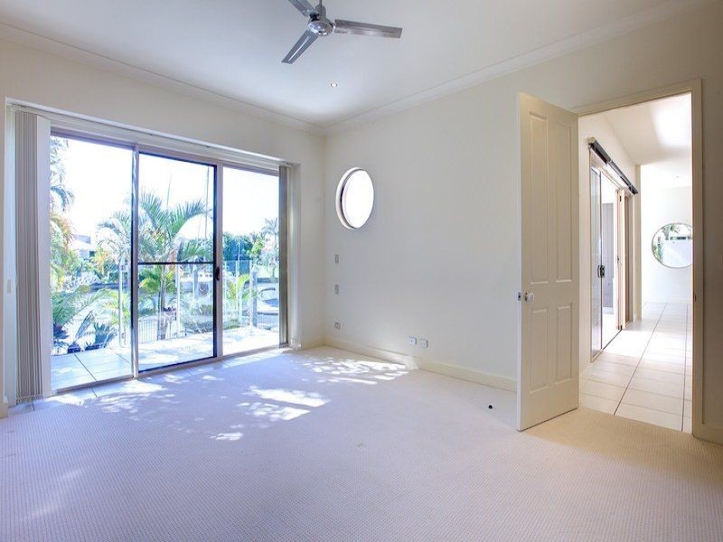 Hope Island QLD 4212