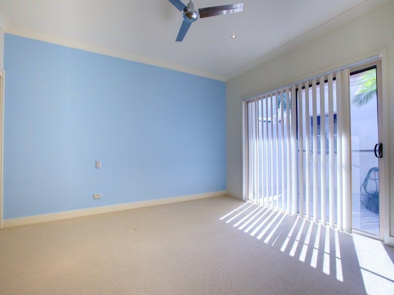 Hope Island QLD 4212