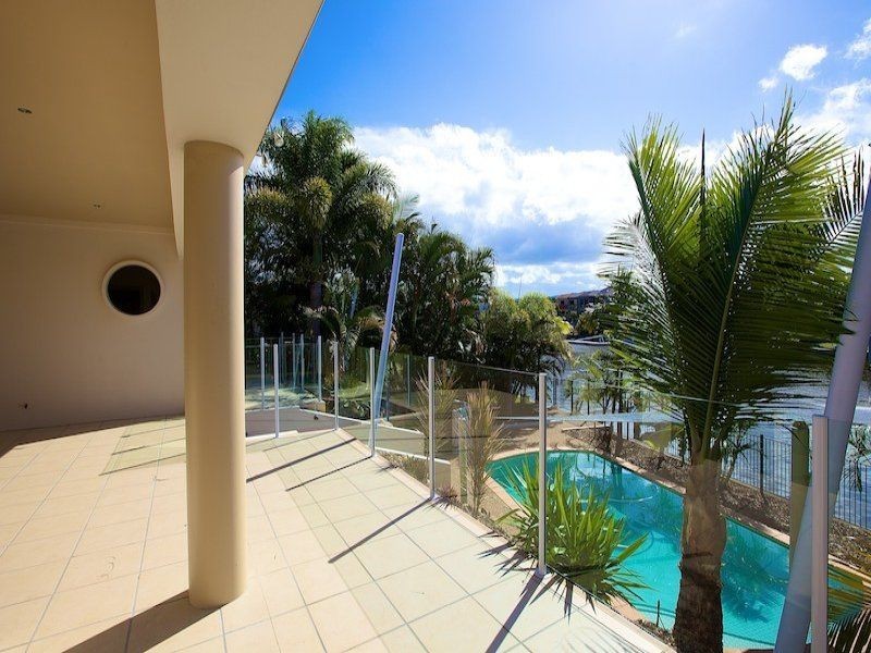 Hope Island QLD 4212