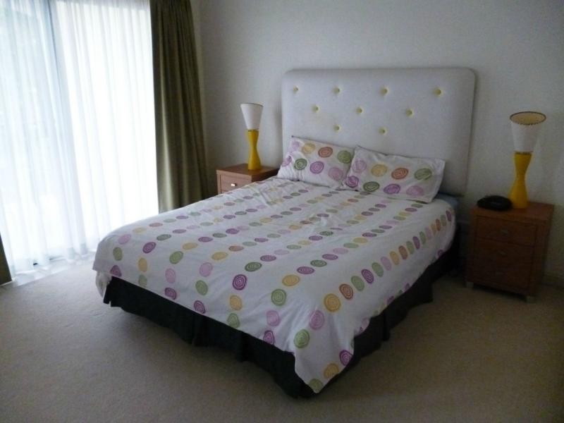 Hope Island QLD 4212