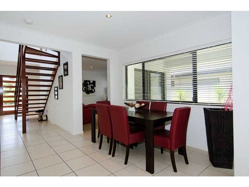 17 The Close , River Links, Helensvale QLD 4212