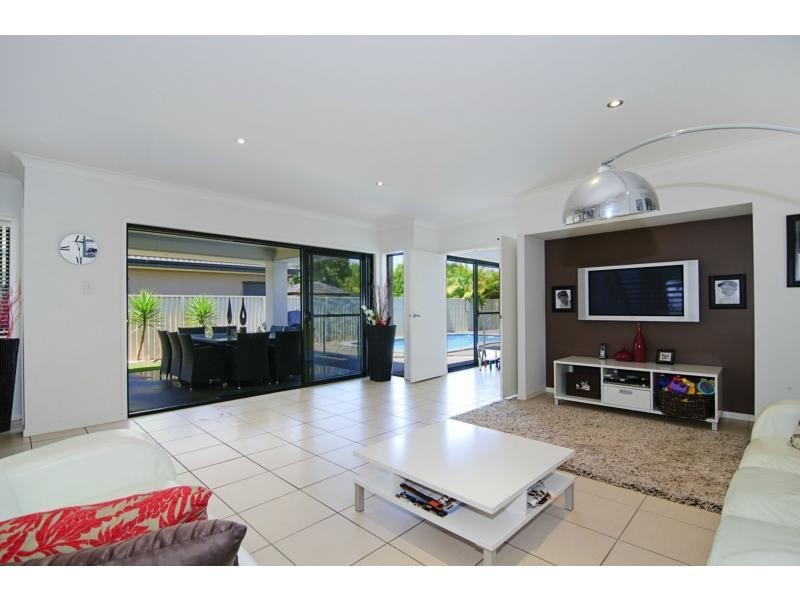 17 The Close , River Links, Helensvale QLD 4212