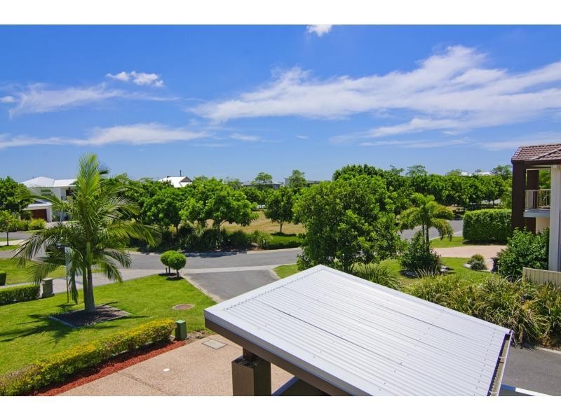 17 The Close , River Links, Helensvale QLD 4212