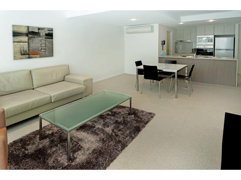 2109 Azzura Greens, 2 Activa Way, Hope Island QLD 4212