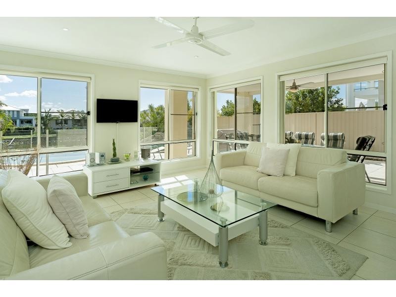 47 Coomera Court, River Links, Hope Island QLD 4212