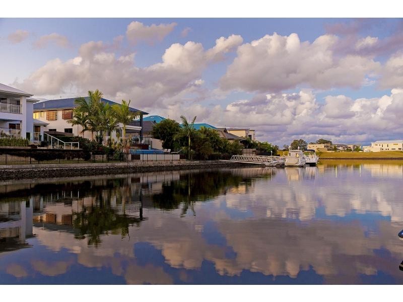 47 Coomera Court, River Links, Hope Island QLD 4212