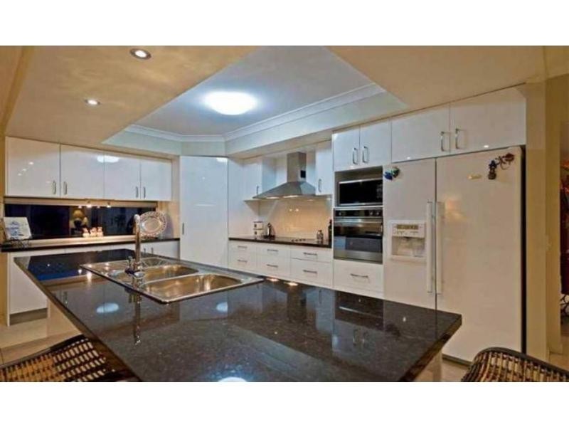 28 Southaven Drive, River Links, Helensvale QLD 4212
