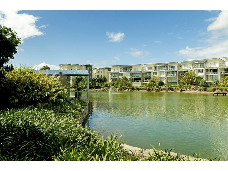 Hope Island QLD 4212