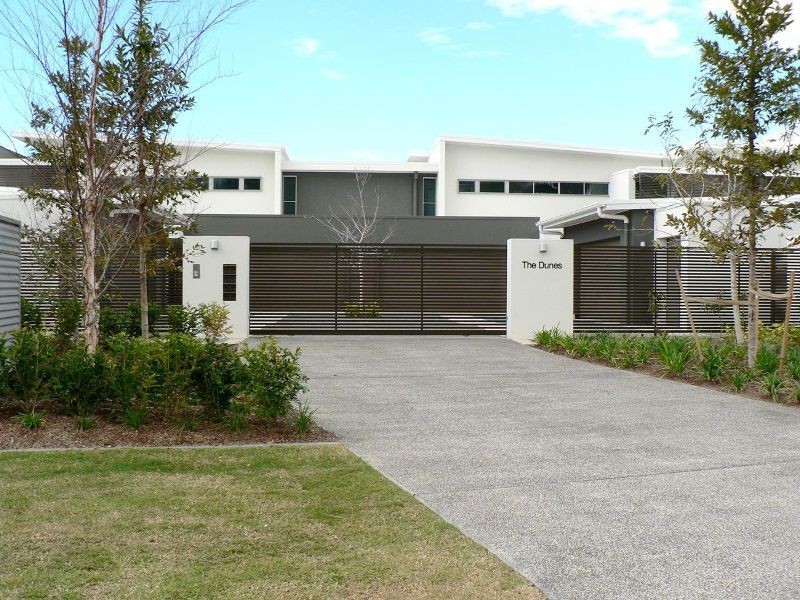 Hope Island QLD 4212