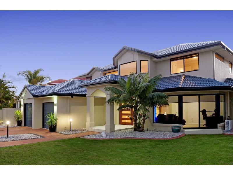33 Oyster Cove Promenade, Hope Island QLD 4212