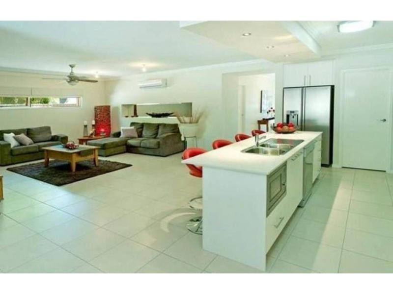 23 Riverlinks Boulevard East, River Links, Helensvale QLD 4212