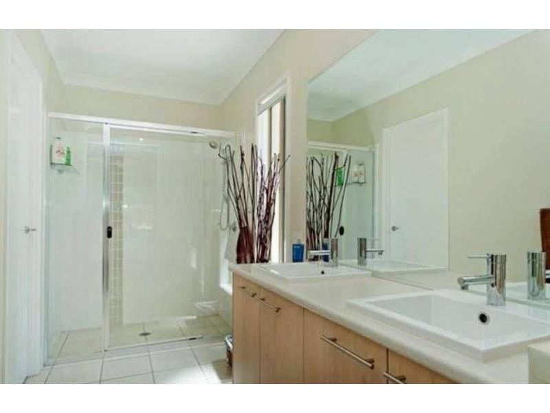 23 Riverlinks Boulevard East, River Links, Helensvale QLD 4212