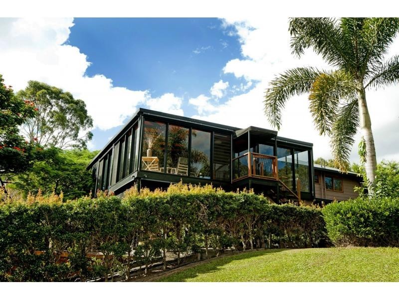 14 Intrigue Court, Guanaba QLD 4210