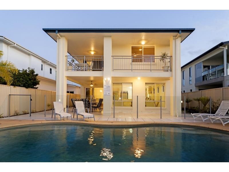 47 Coomera Court, River Links, Helensvale QLD 4212