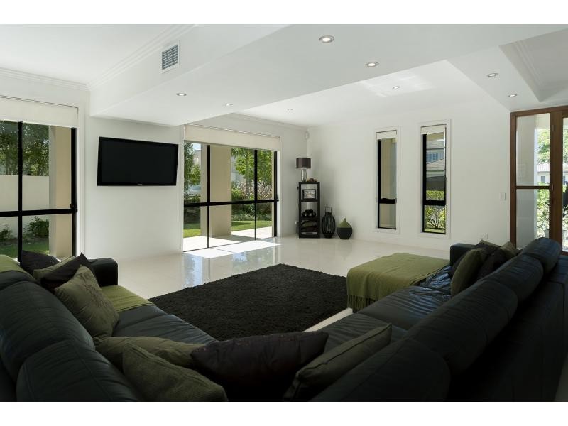 2539 Gracemere Circuit, Hope Island QLD 4212