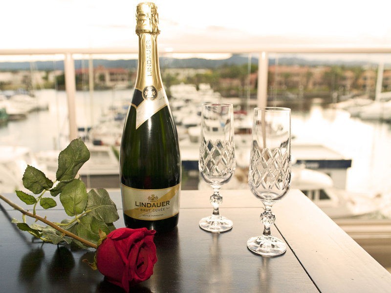 1762/1700 Rialto Quay Drive, Hope Island QLD 4212