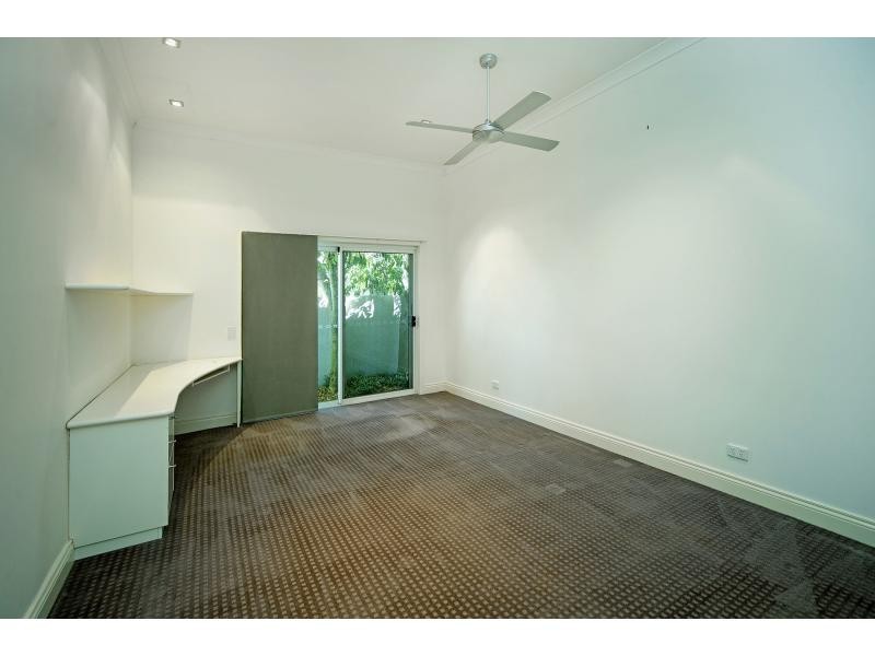 1082 Killymoon Drive, Hope Island QLD 4212