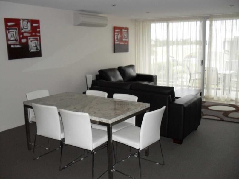 Hope Island QLD 4212