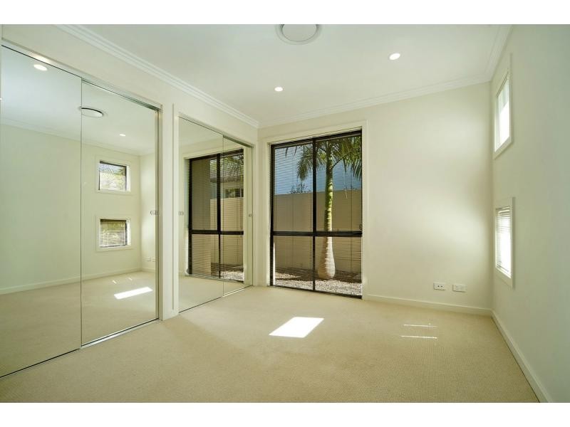 6146 Vico Avenue, Hope Island QLD 4212