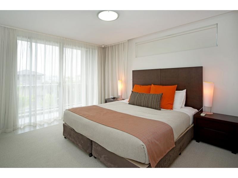 2205/2 Activa Way, Hope Island QLD 4212