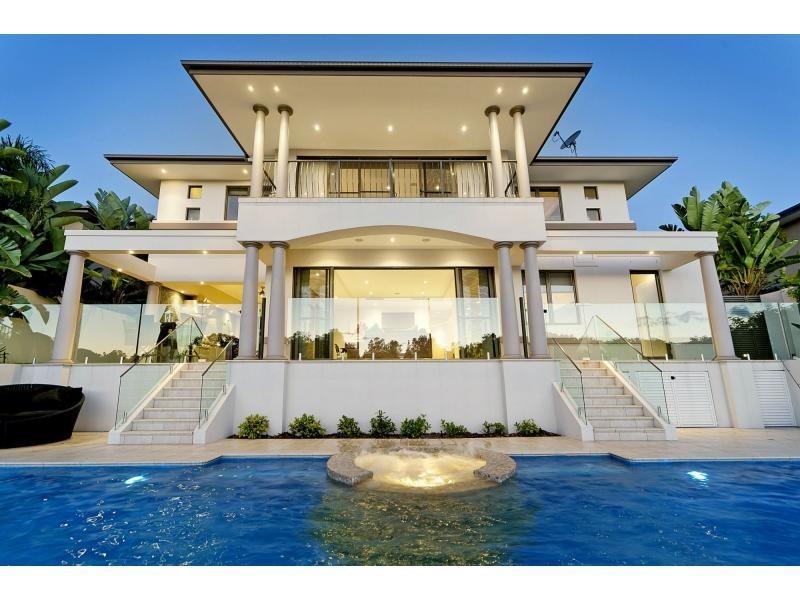 2506 Cressbrook Drive, Hope Island QLD 4212