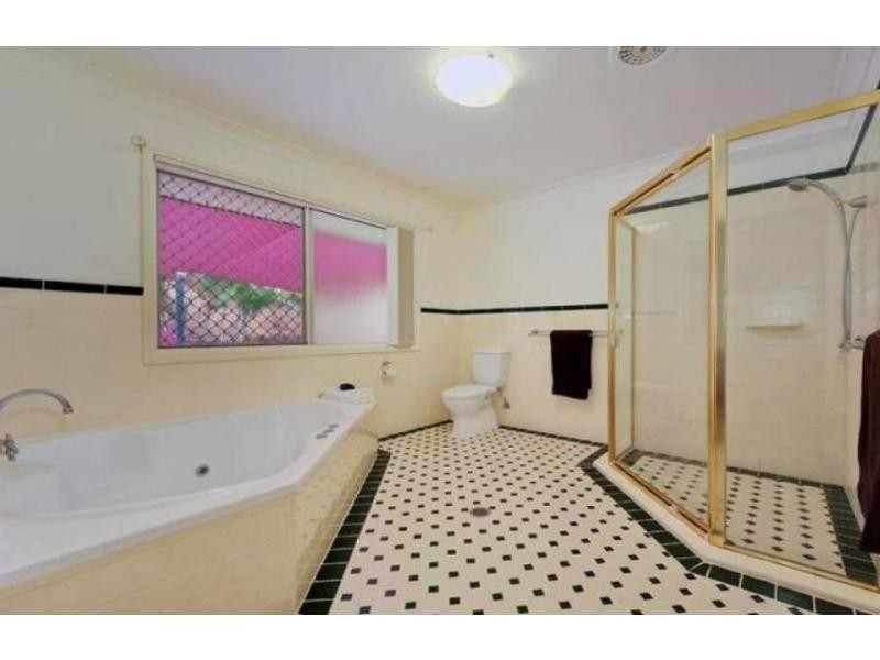 16 Asher Court, Upper Coomera QLD 4209