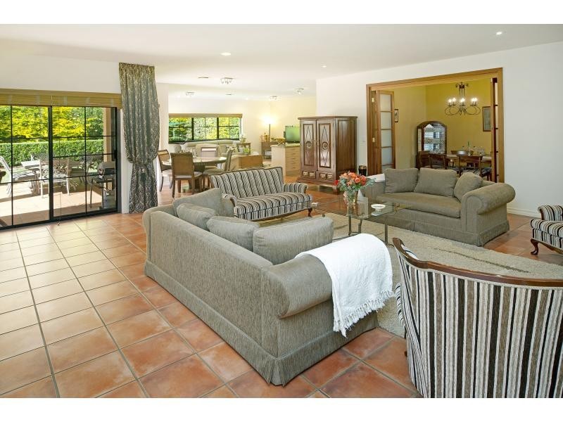 3299 Palladian Drive, Hope Island QLD 4212