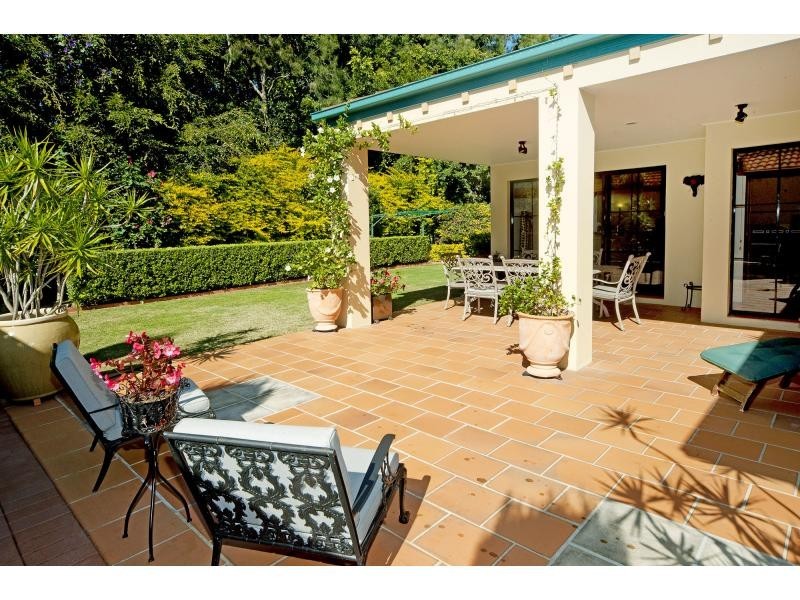 3299 Palladian Drive, Hope Island QLD 4212