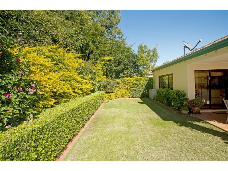 3299 Palladian Drive, Hope Island QLD 4212