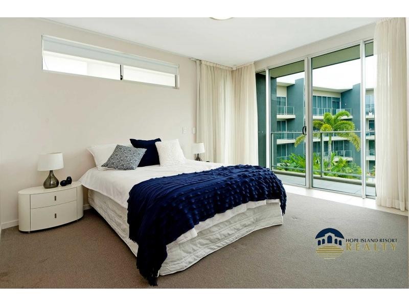 Hope Island QLD 4212