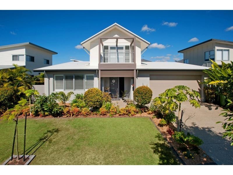 5 Ruthenium Court, Hope Island QLD 4212