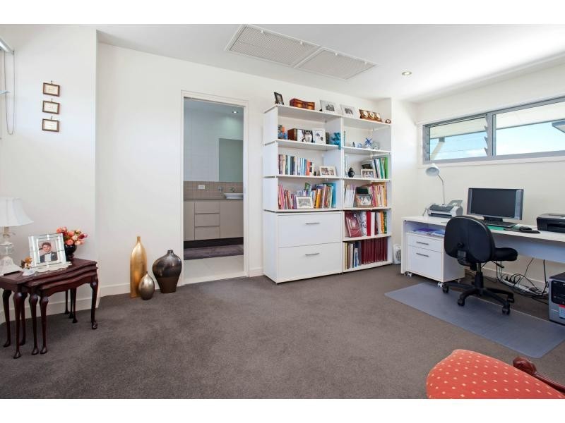 5 Ruthenium Court, Hope Island QLD 4212