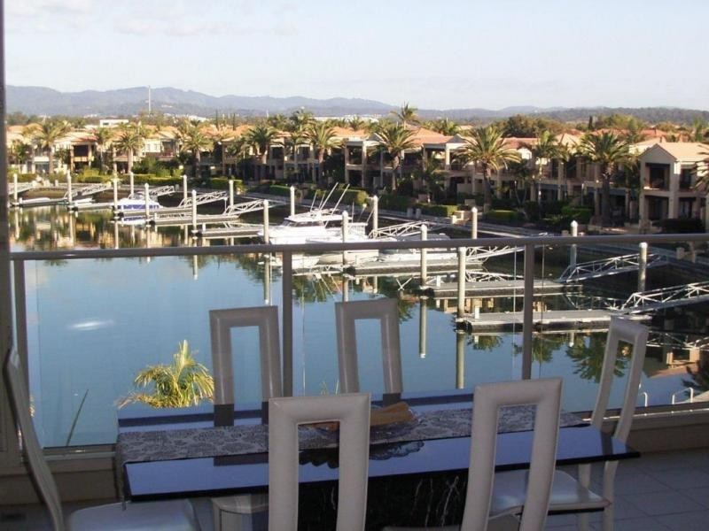 1765/1700 Rialto Quay Drive, Hope Island QLD 4212