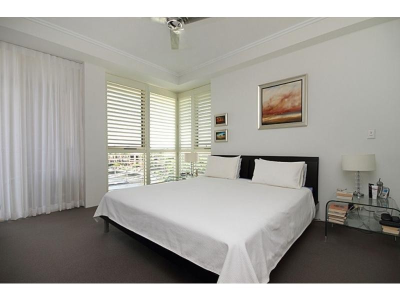 1765/1700 Rialto Quay Drive, Hope Island QLD 4212