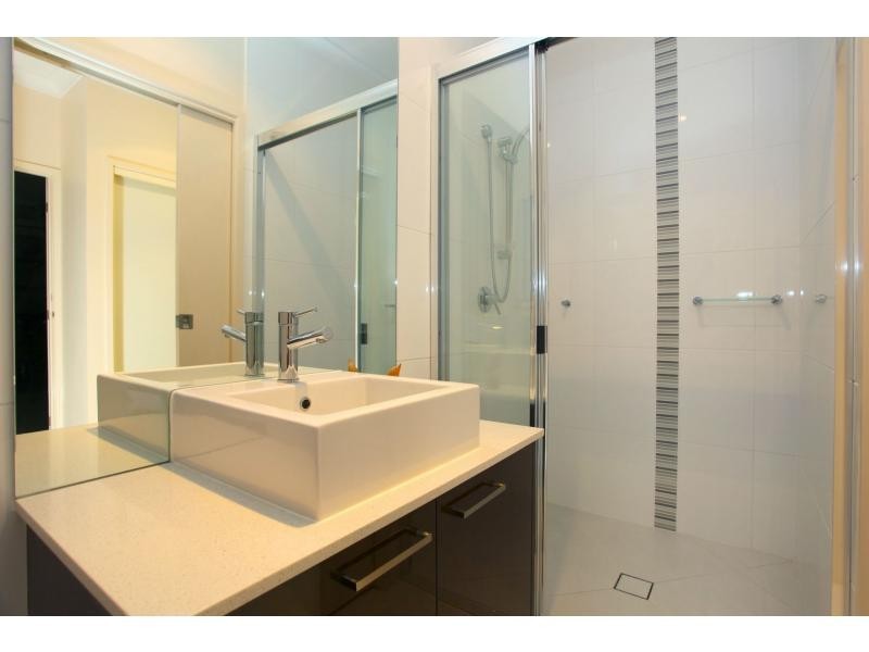 32A Harbourvue Court, Riverlinks, Helensvale QLD 4212