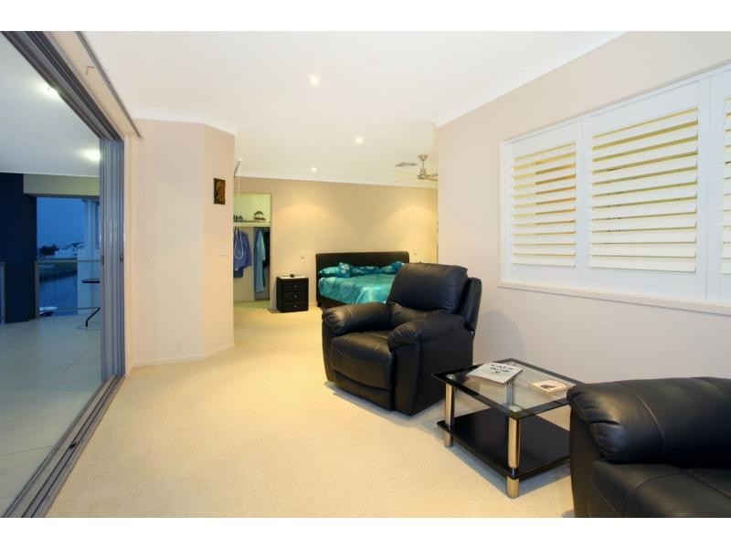 32A Harbourvue Court, Riverlinks, Helensvale QLD 4212