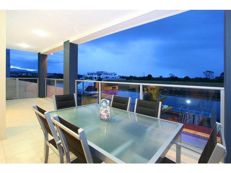 32A Harbourvue Court, Riverlinks, Helensvale QLD 4212