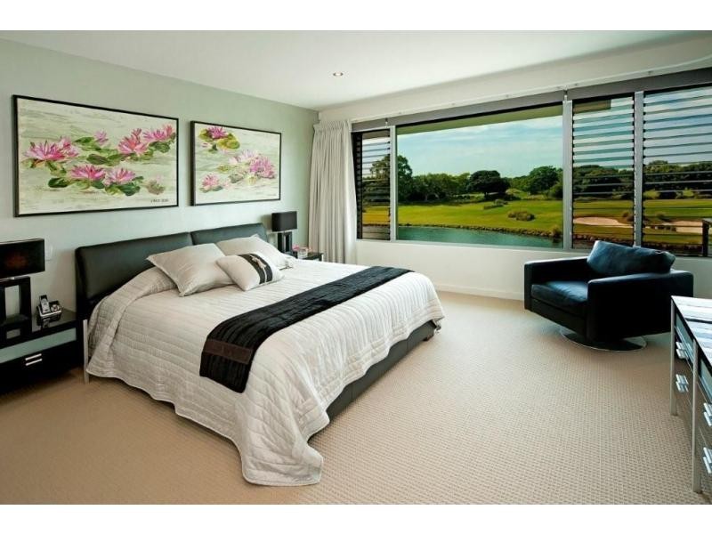 Hope Island QLD 4212