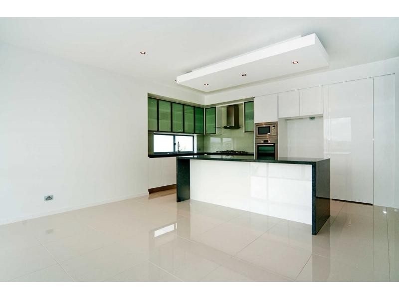 108 River Links Boulevard, Helensvale QLD 4212